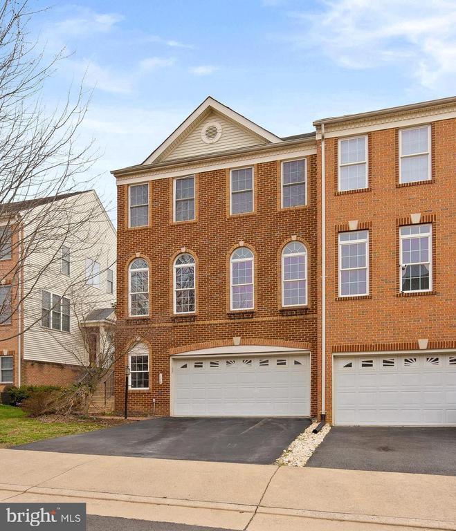 128 IVY HILLS TERRACE