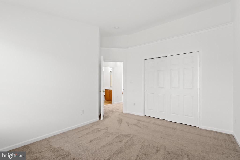 128 IVY HILLS TERRACE