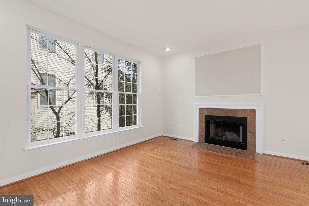 128 IVY HILLS TERRACE