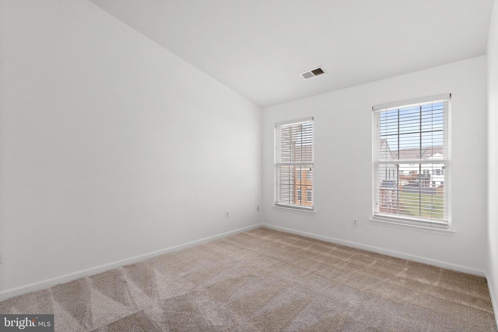 128 IVY HILLS TERRACE