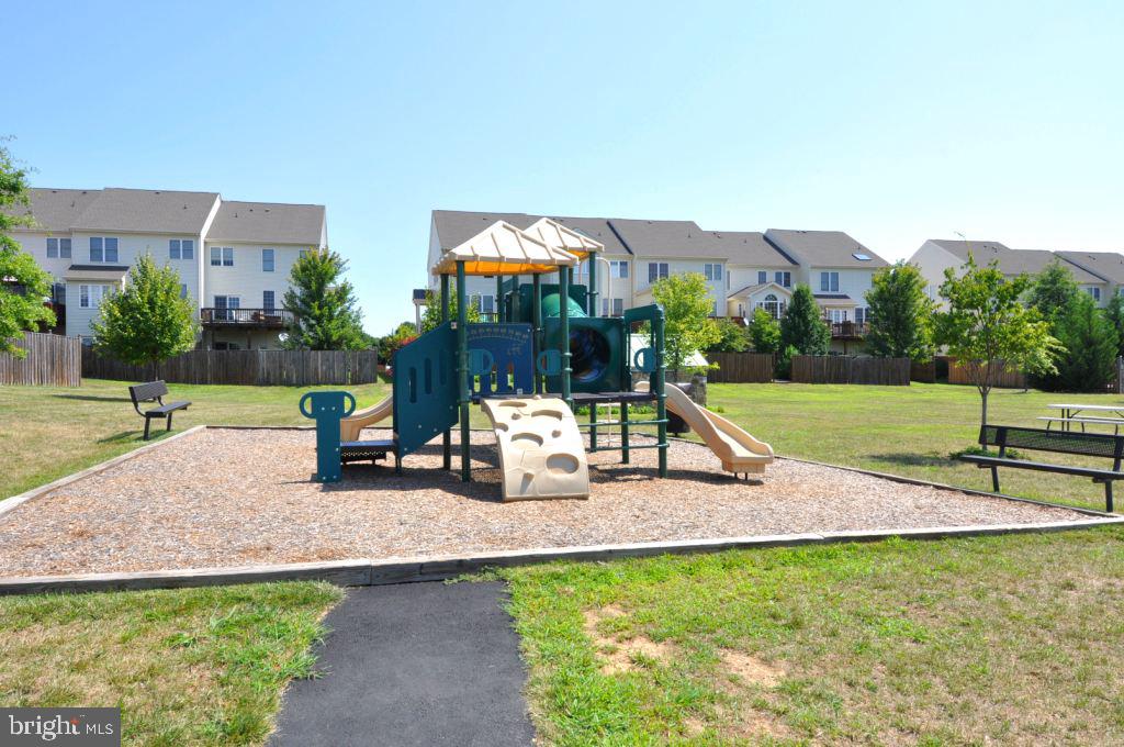 128 IVY HILLS TERRACE