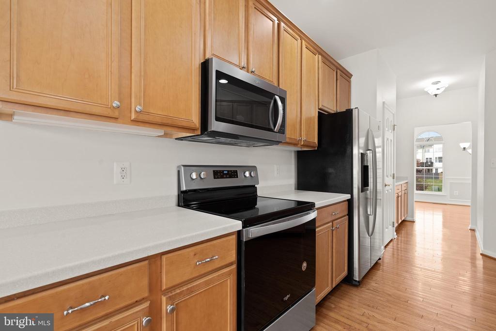 128 IVY HILLS TERRACE