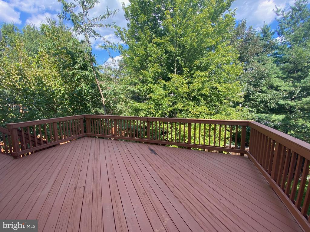 128 IVY HILLS TERRACE