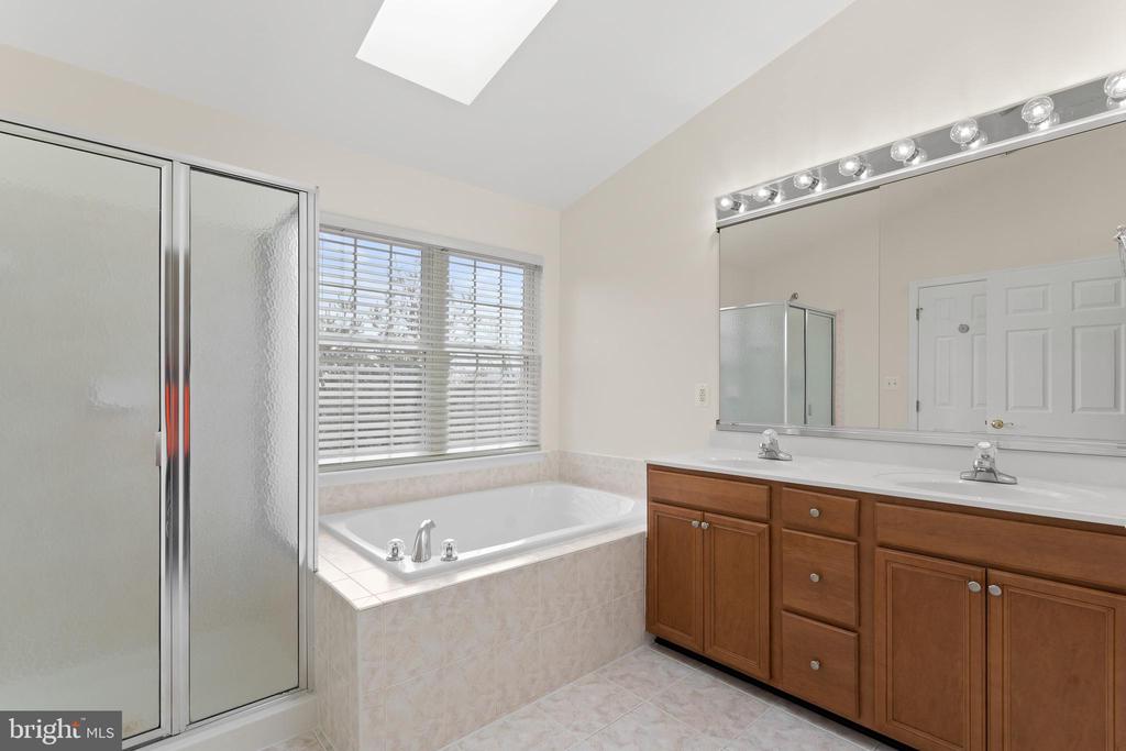 128 IVY HILLS TERRACE