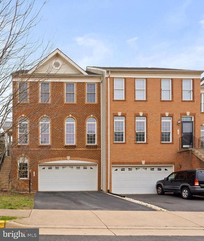 128 IVY HILLS TERRACE
