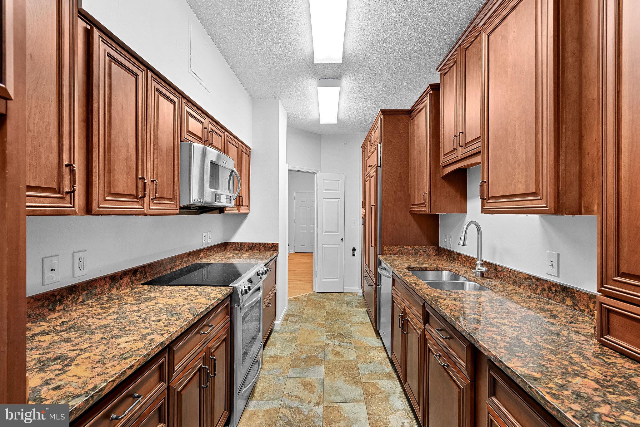 19375 CYPRESS RIDGE TERRACE 901