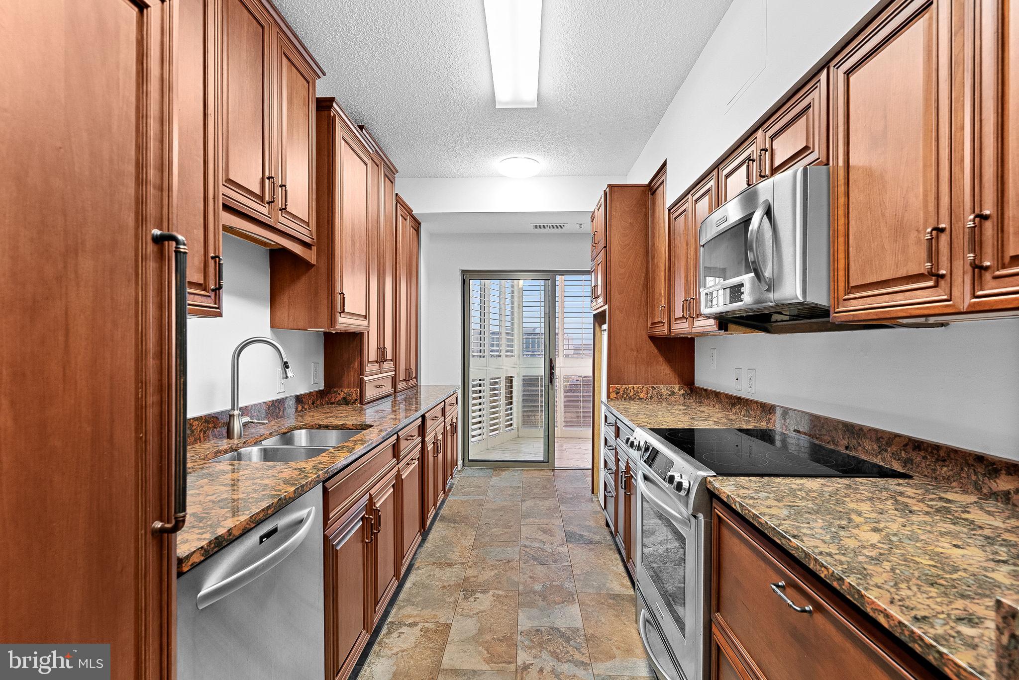 19375 CYPRESS RIDGE TERRACE 901