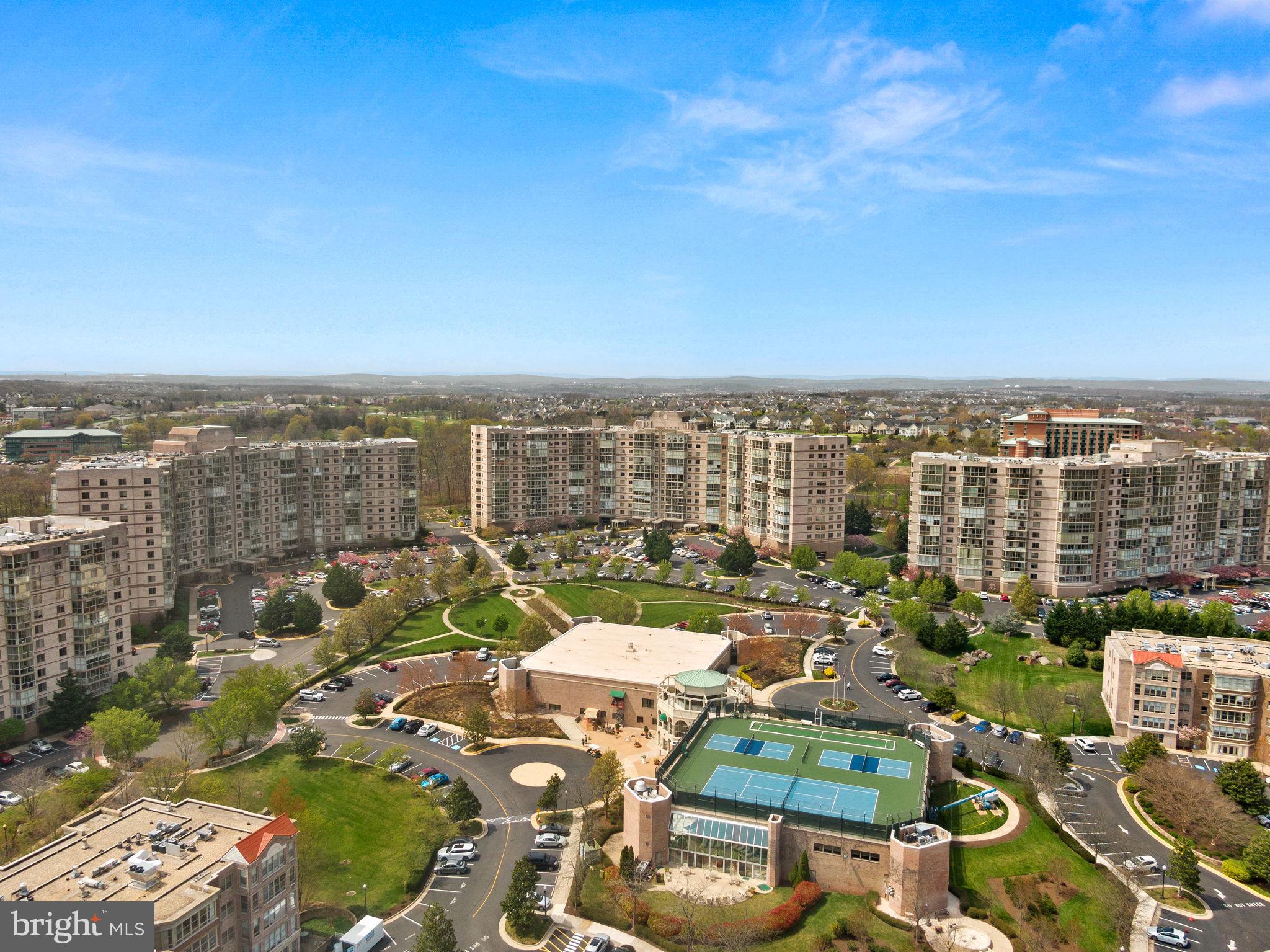 19375 CYPRESS RIDGE TERRACE 907