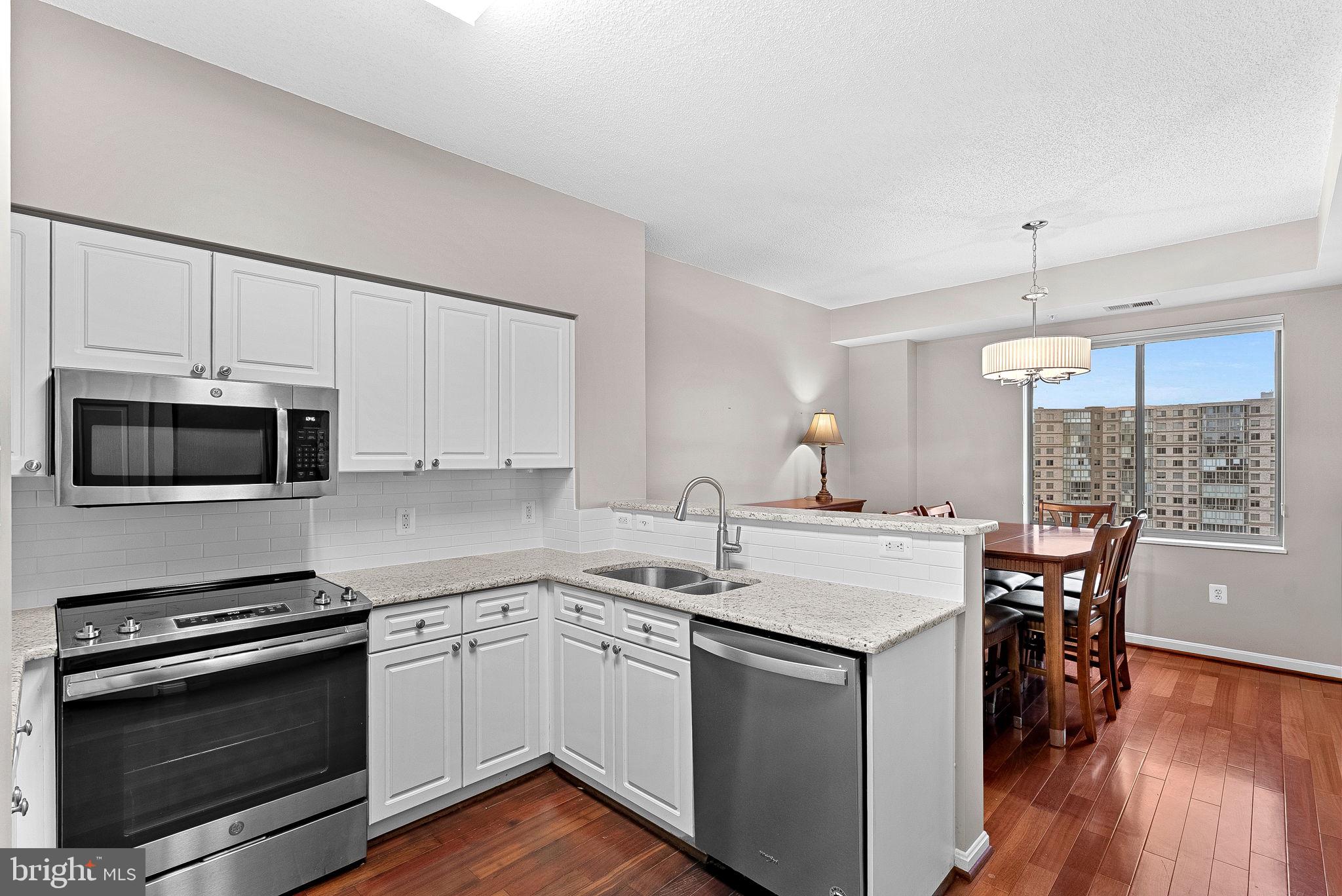 19375 CYPRESS RIDGE TERRACE 907