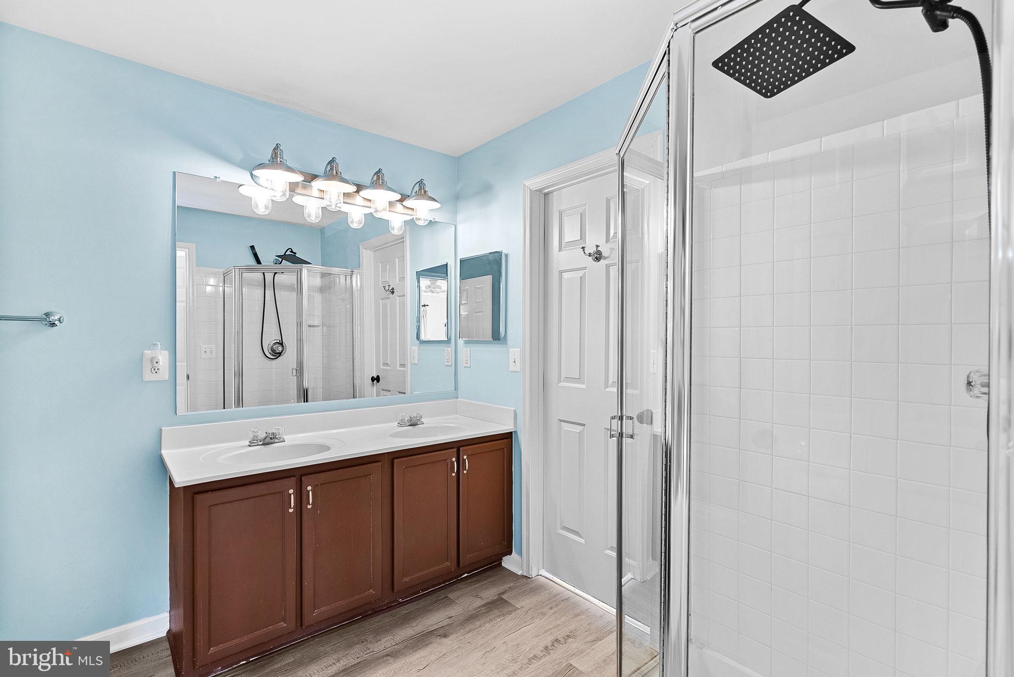 43374 GREYSWALLOW TERRACE