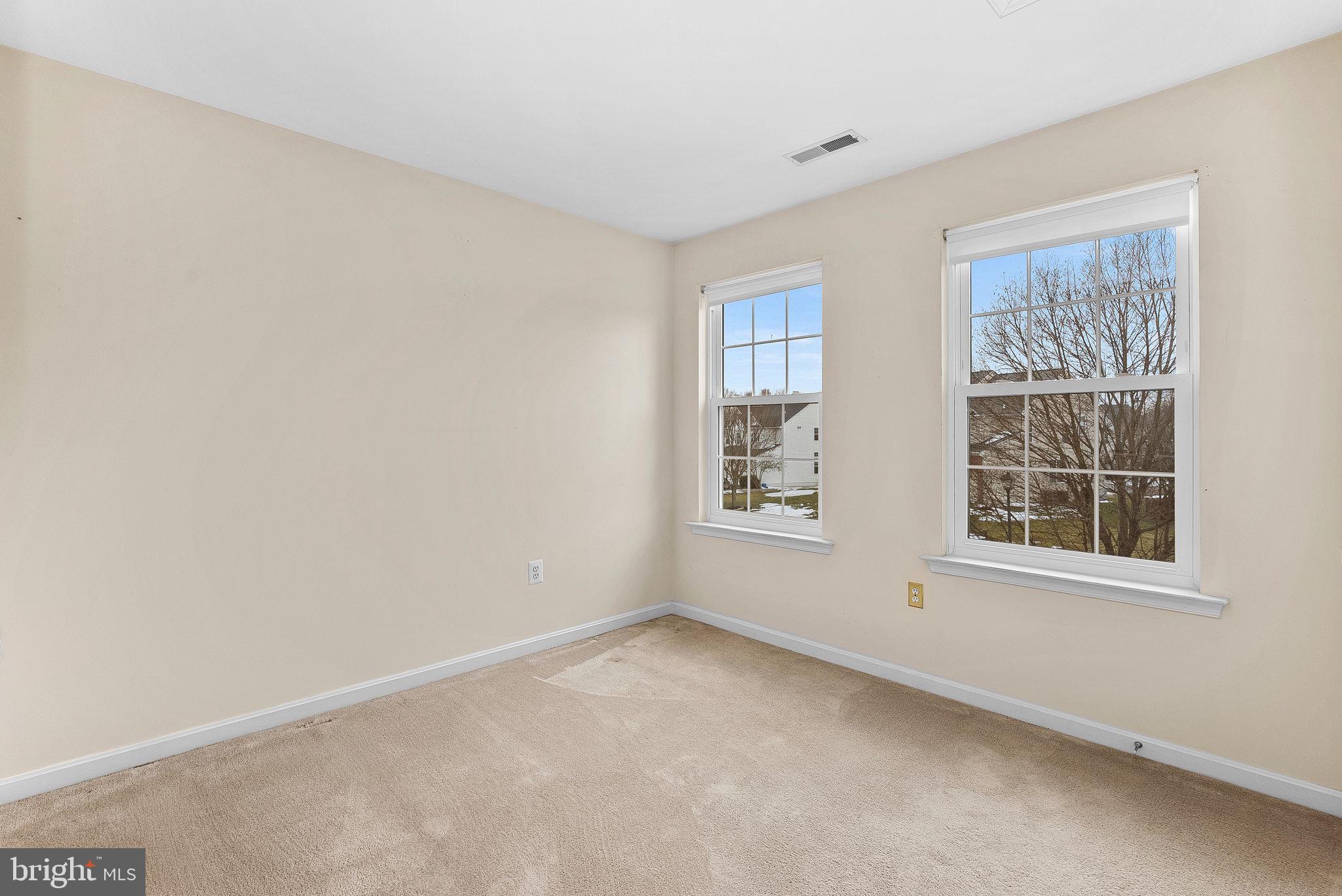 1616 CANDLEWOOD PLACE NE