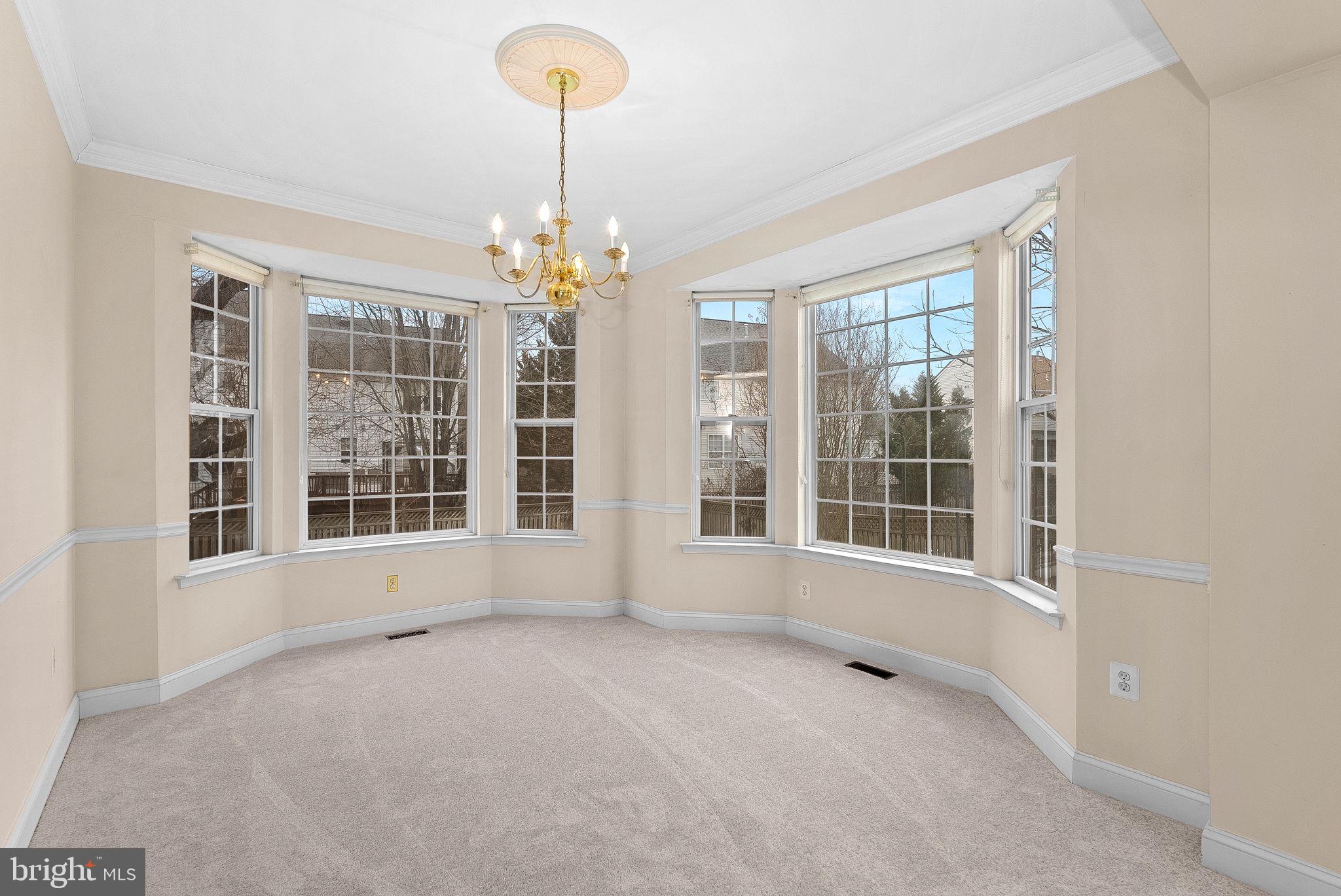 1616 CANDLEWOOD PLACE NE