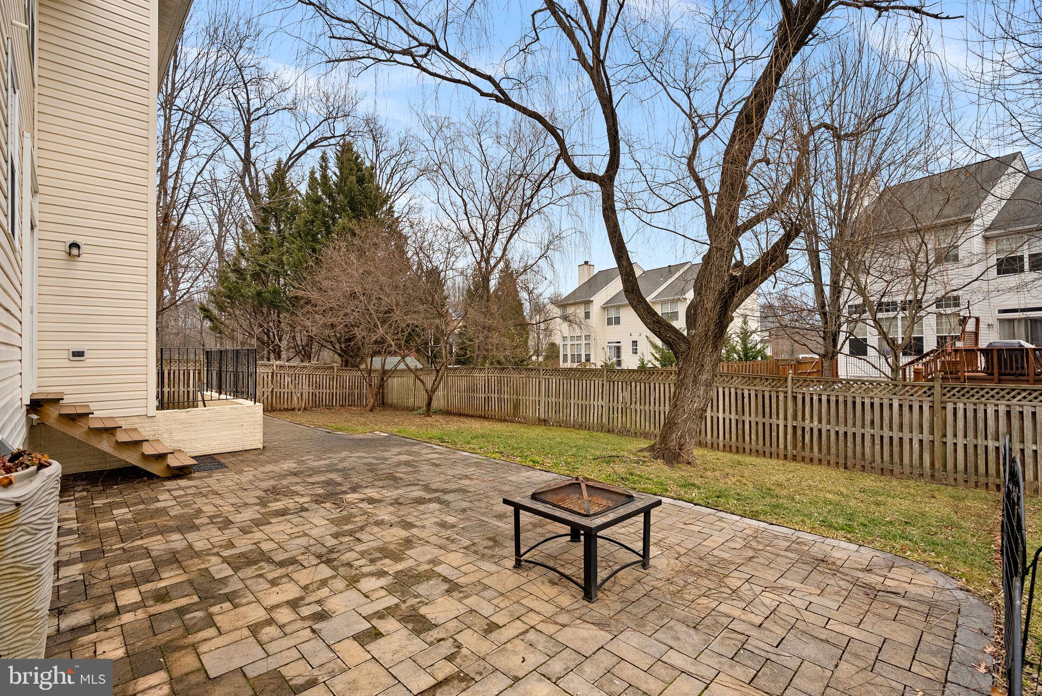 1616 CANDLEWOOD PLACE NE