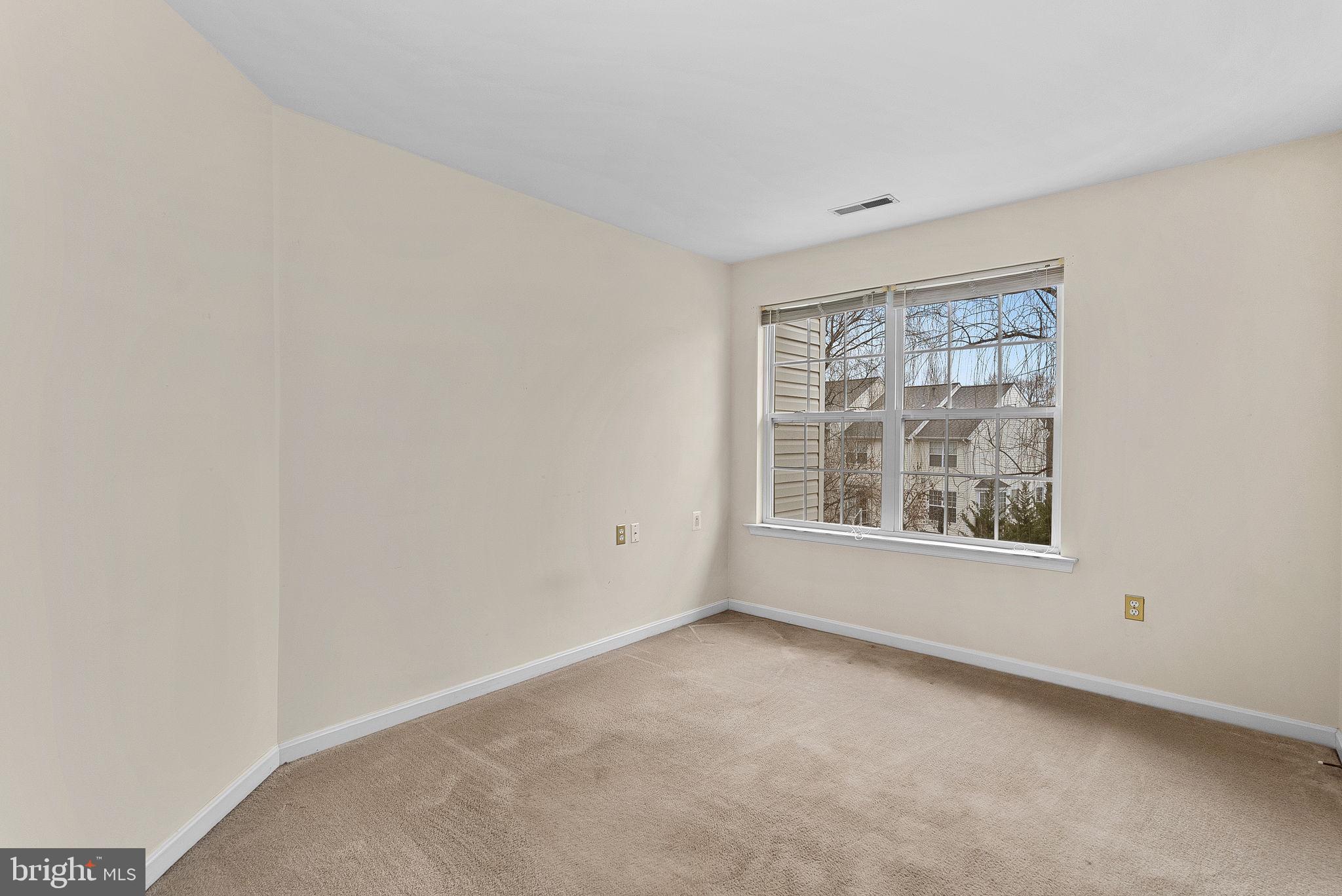 1616 CANDLEWOOD PLACE NE