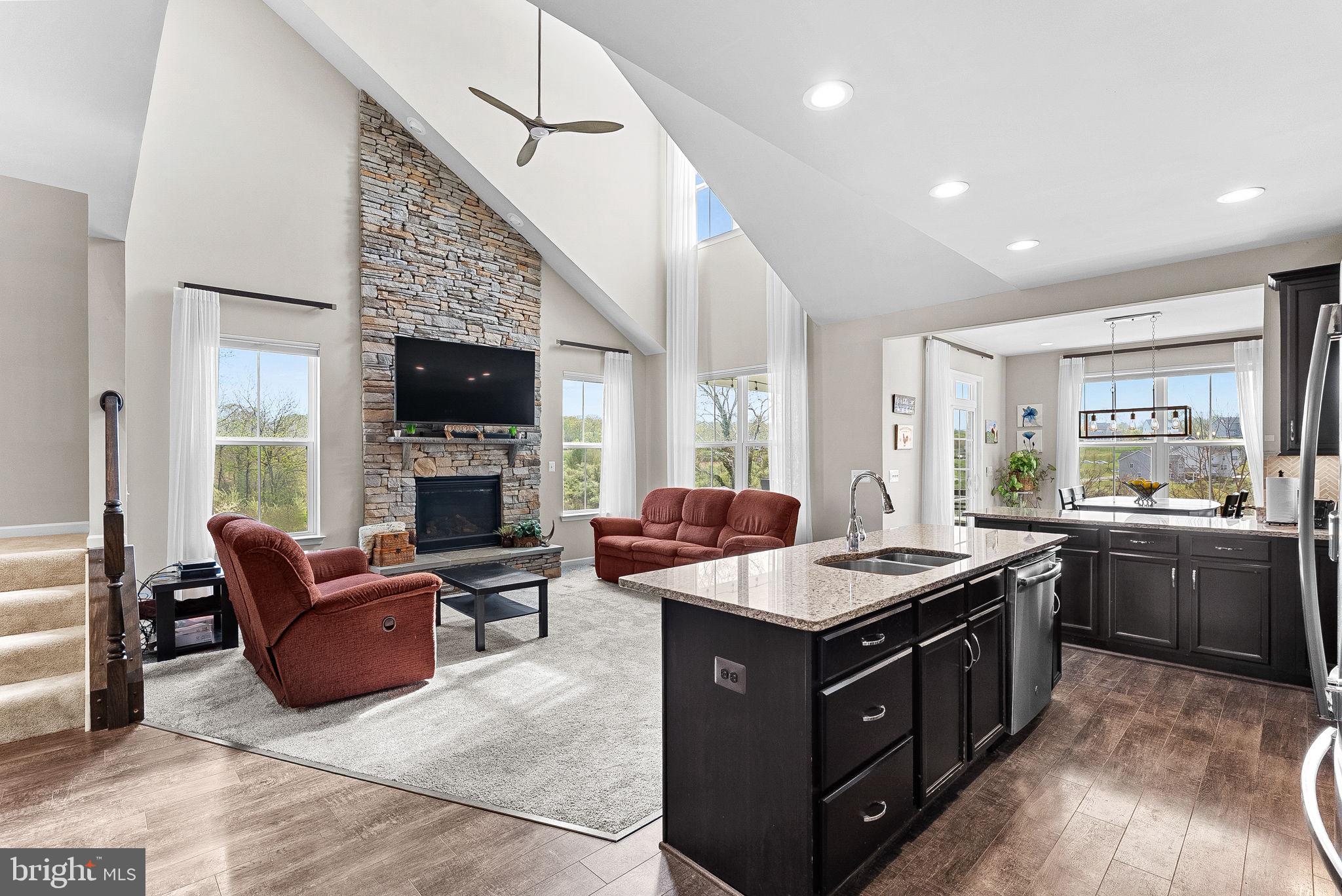 35829 PENINSULA COURT