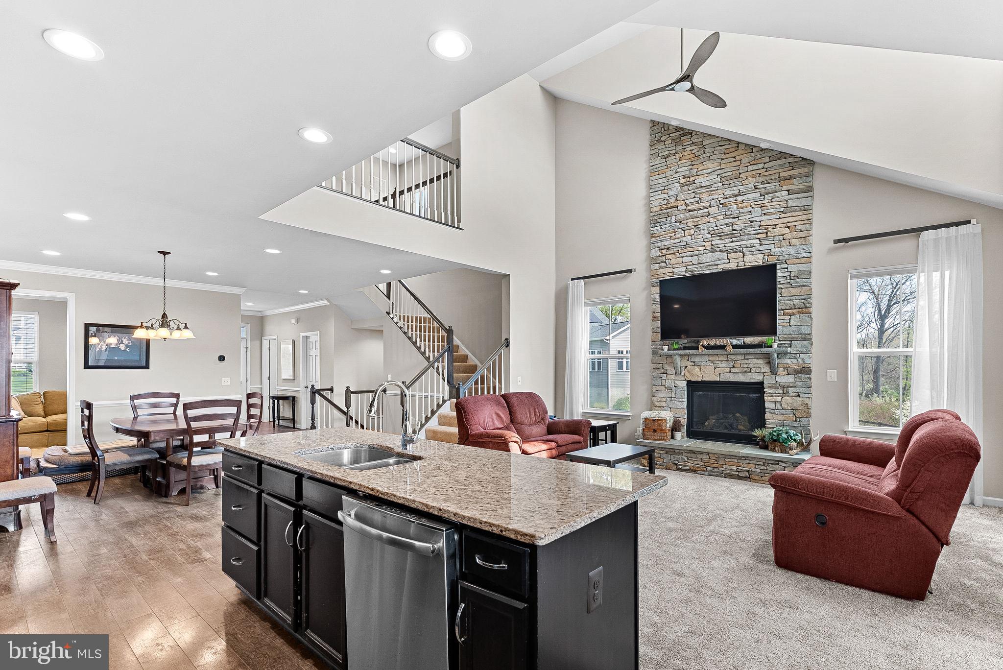 35829 PENINSULA COURT