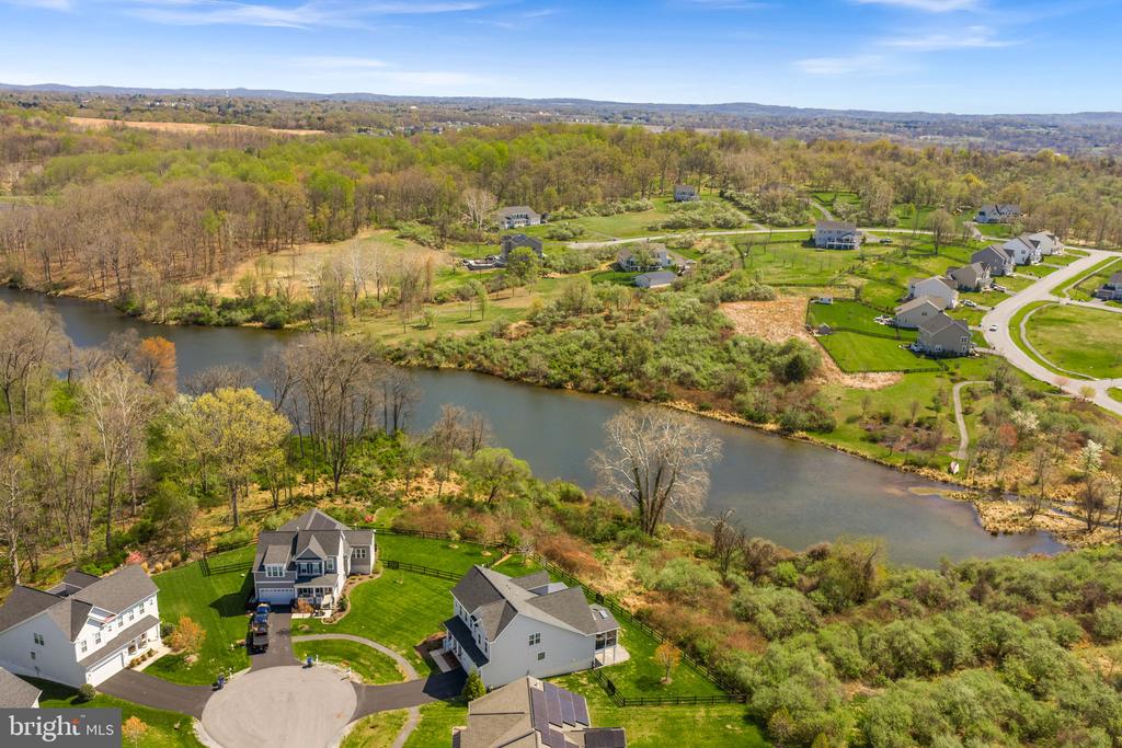 35829 PENINSULA COURT