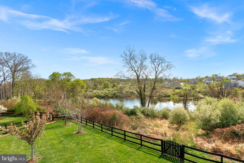 35829 PENINSULA COURT