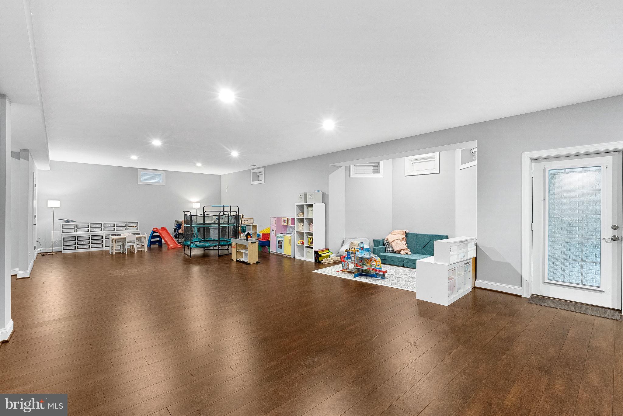17219 WESTFIELD PLACE