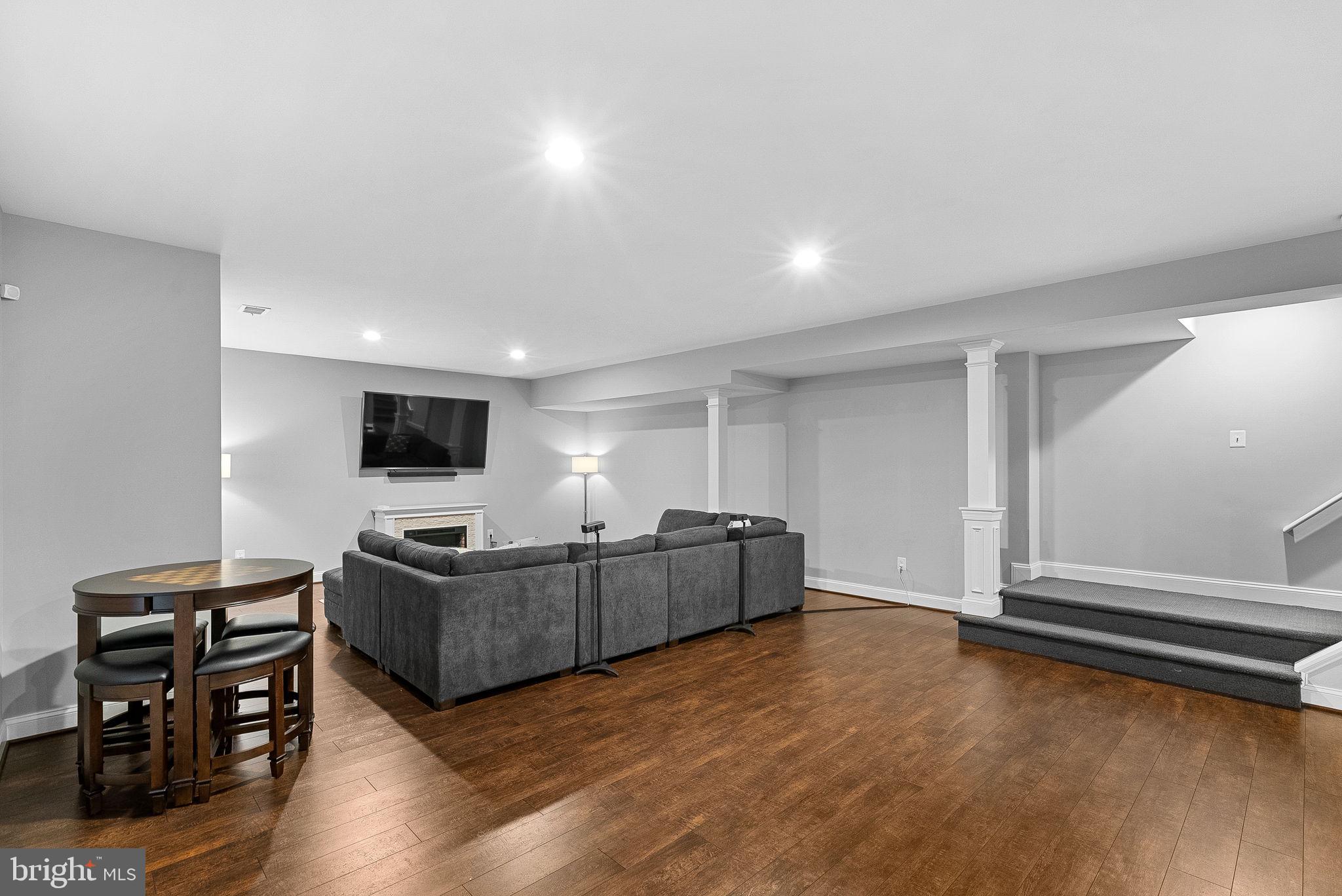 17219 WESTFIELD PLACE