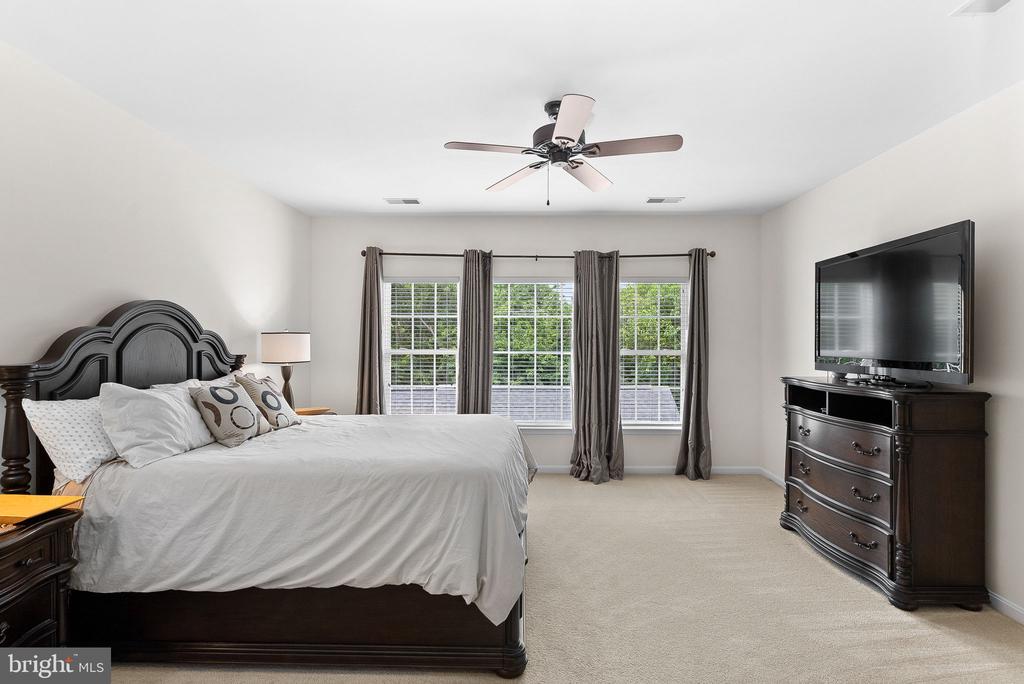 516 GENTLEWOOD SQUARE