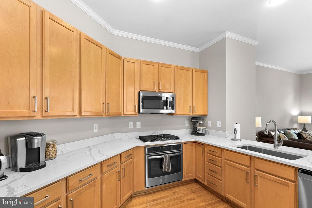 516 GENTLEWOOD SQUARE