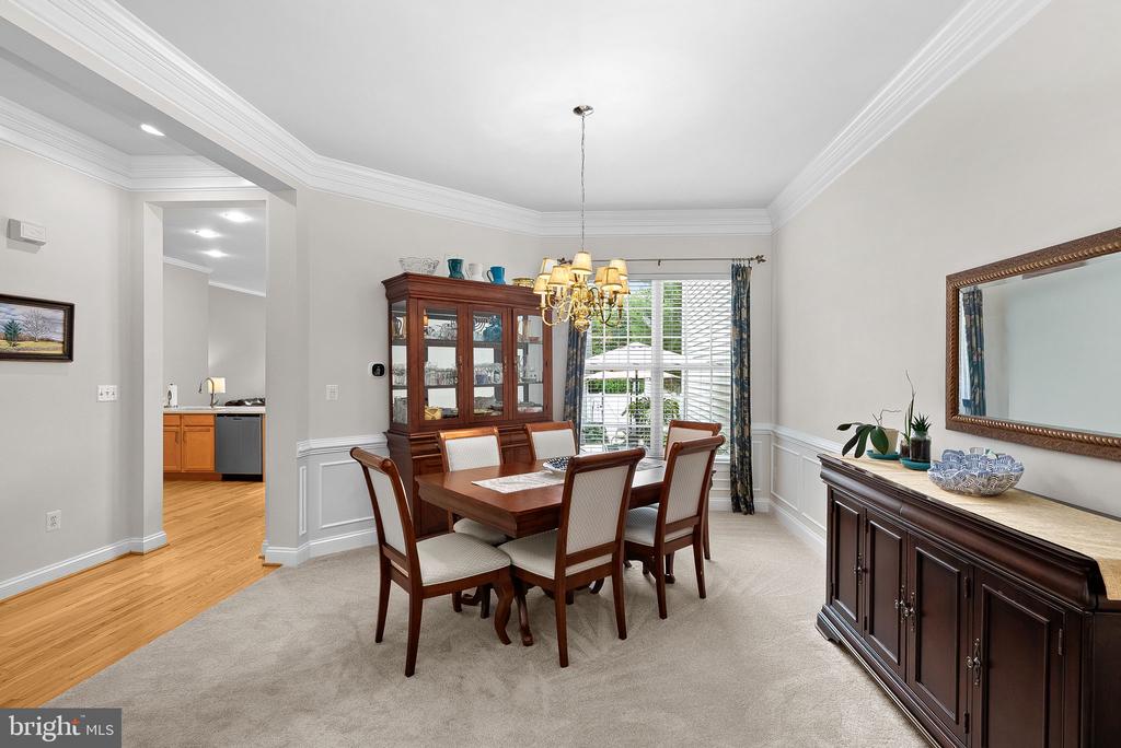 516 GENTLEWOOD SQUARE