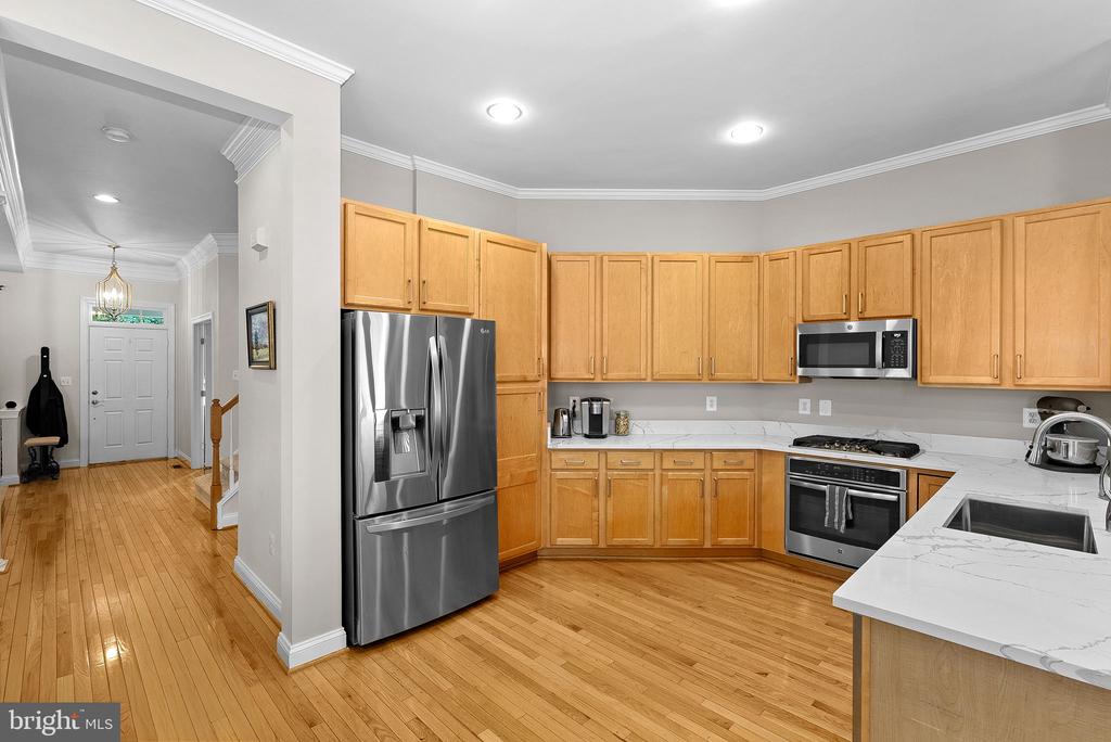 516 GENTLEWOOD SQUARE