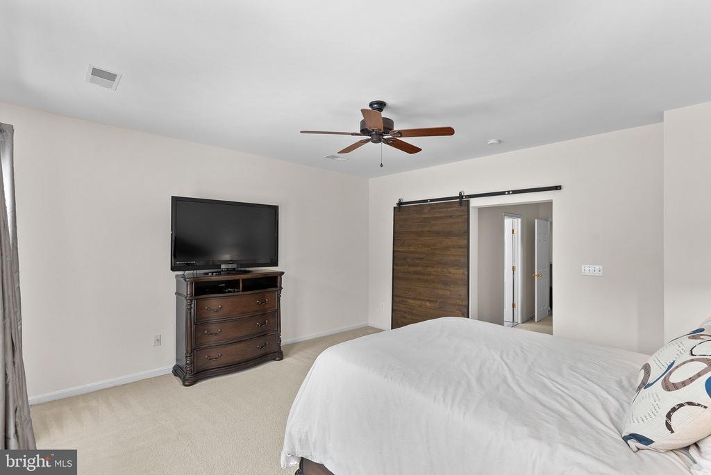 516 GENTLEWOOD SQUARE