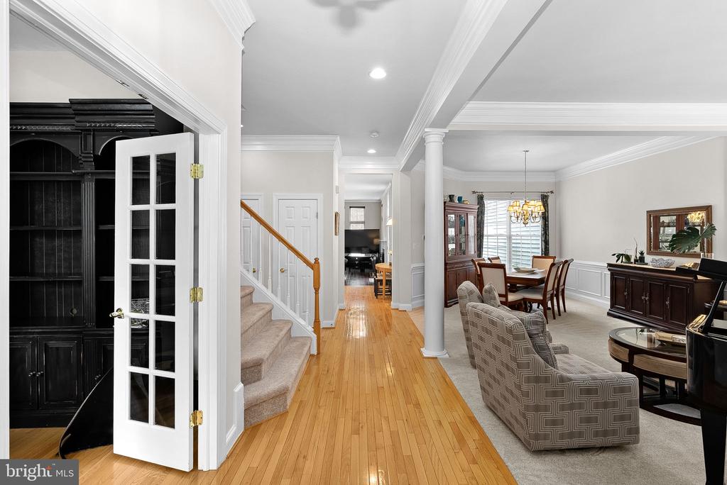 516 GENTLEWOOD SQUARE