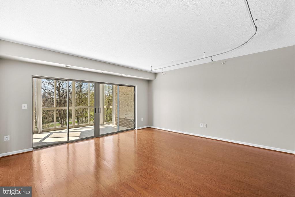 19375 CYPRESS RIDGE TERRACE Unit: 322