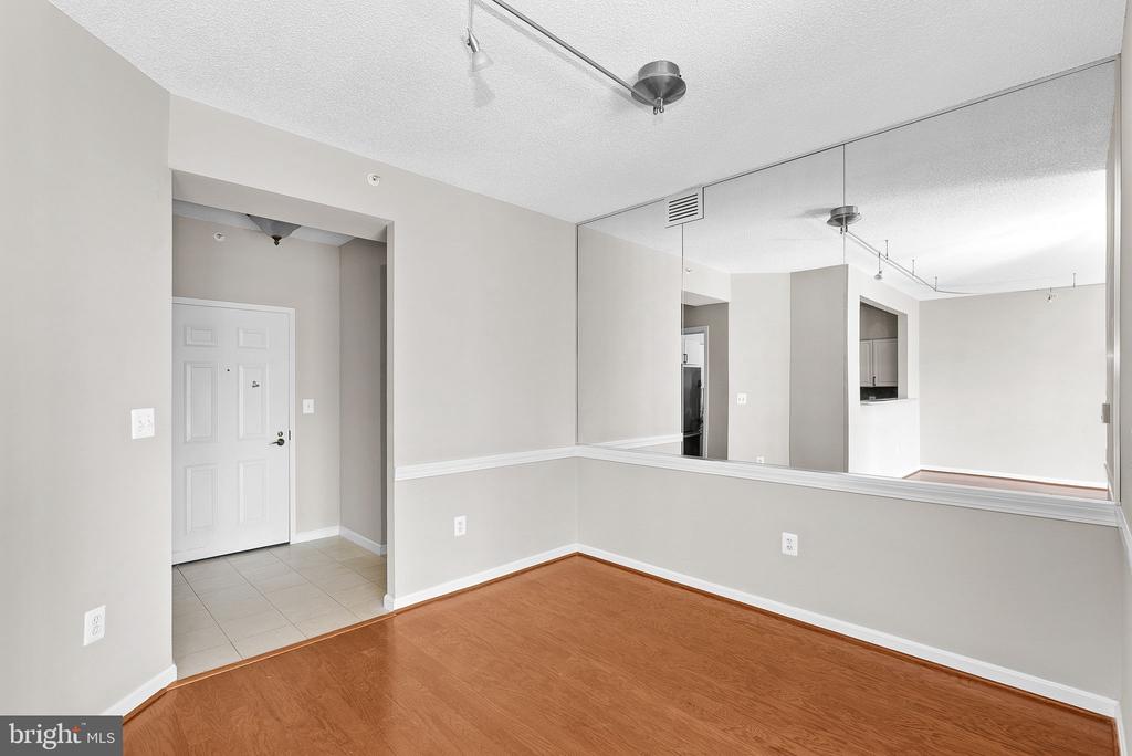 19375 CYPRESS RIDGE TERRACE Unit: 322
