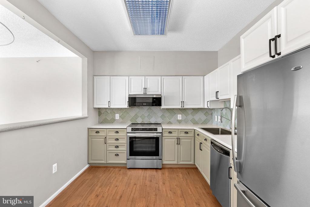 19375 CYPRESS RIDGE TERRACE Unit: 322