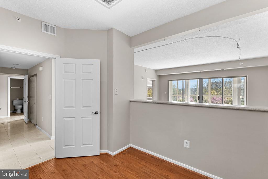 19375 CYPRESS RIDGE TERRACE Unit: 322