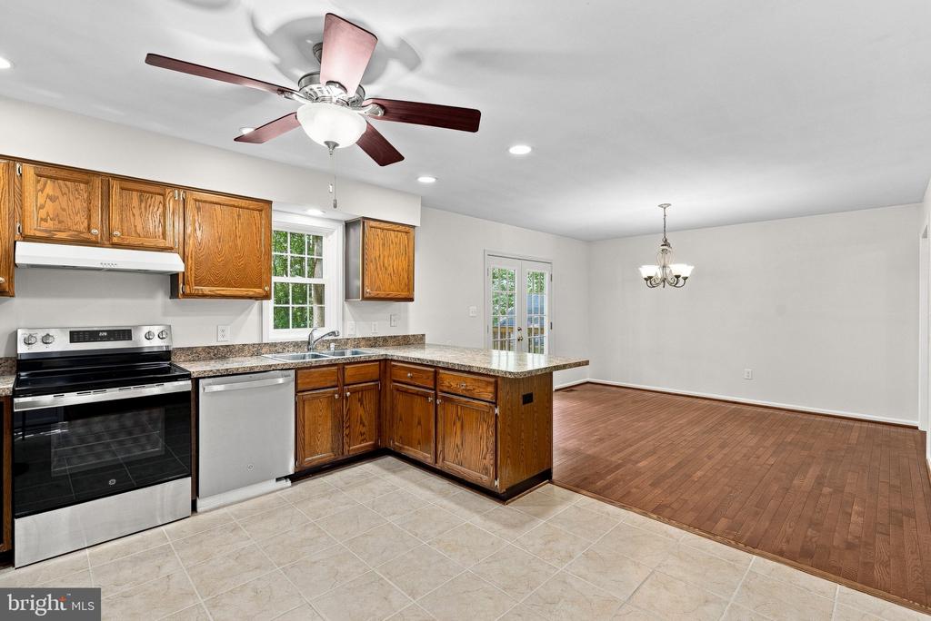 38151 SNICKERSVILLE TURNPIKE