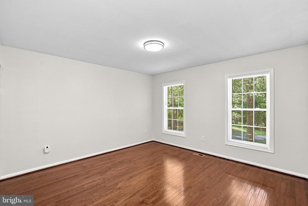 38151 SNICKERSVILLE TURNPIKE
