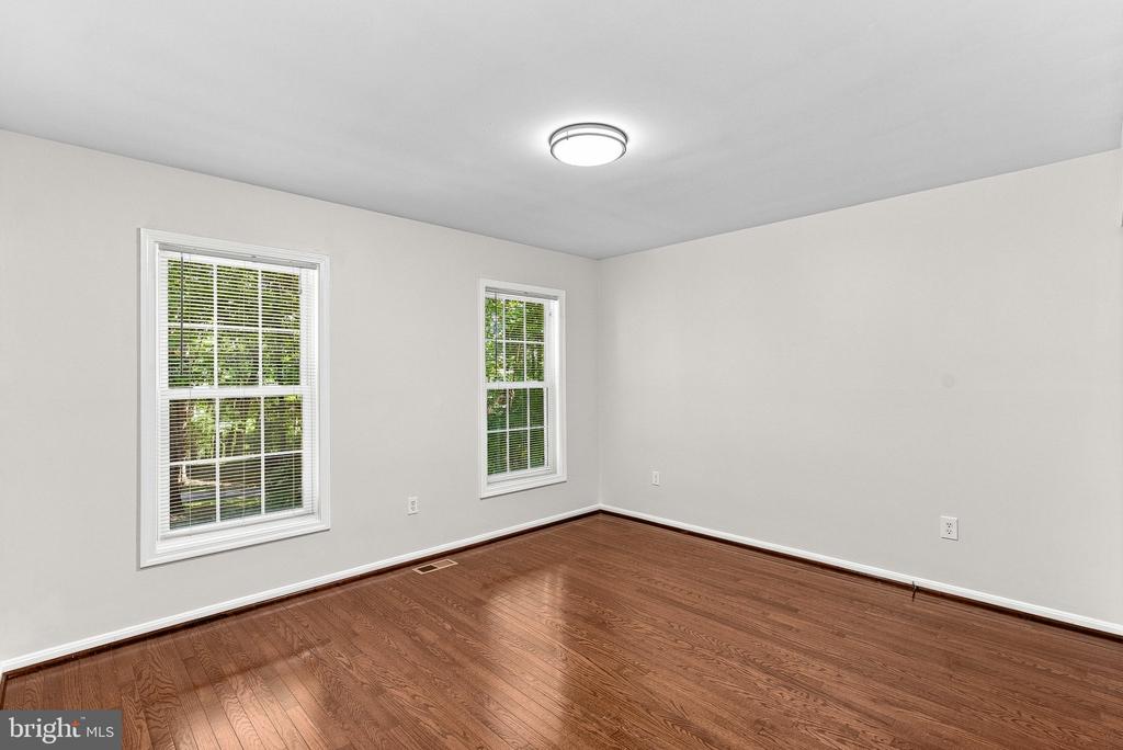 38151 SNICKERSVILLE TURNPIKE