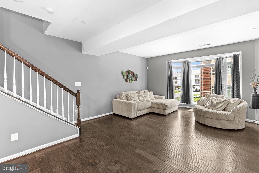 7471 Brunson Cir #10a