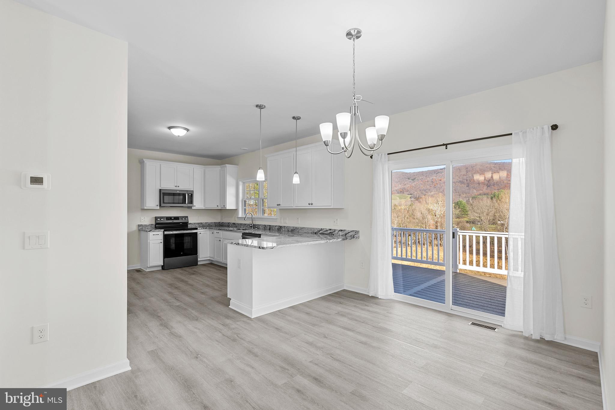 56 EVERGREEN CT