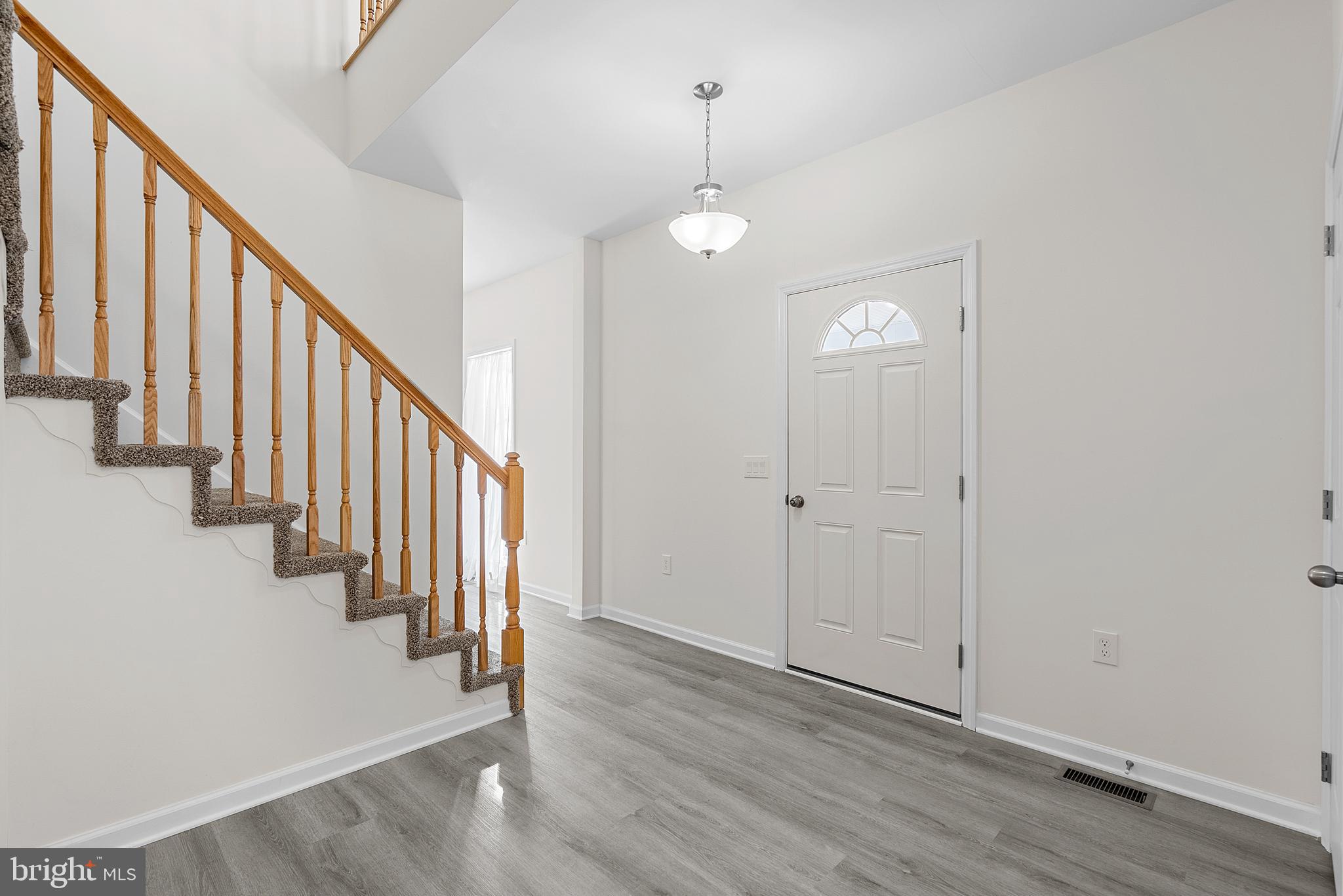 56 EVERGREEN CT