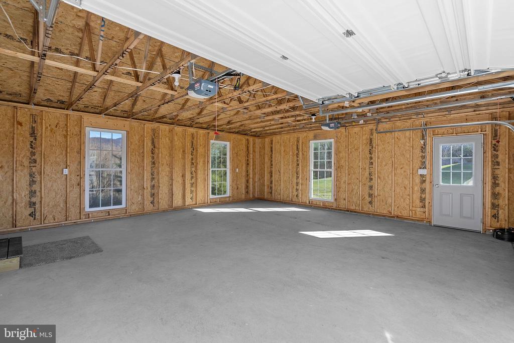 56 EVERGREEN CT