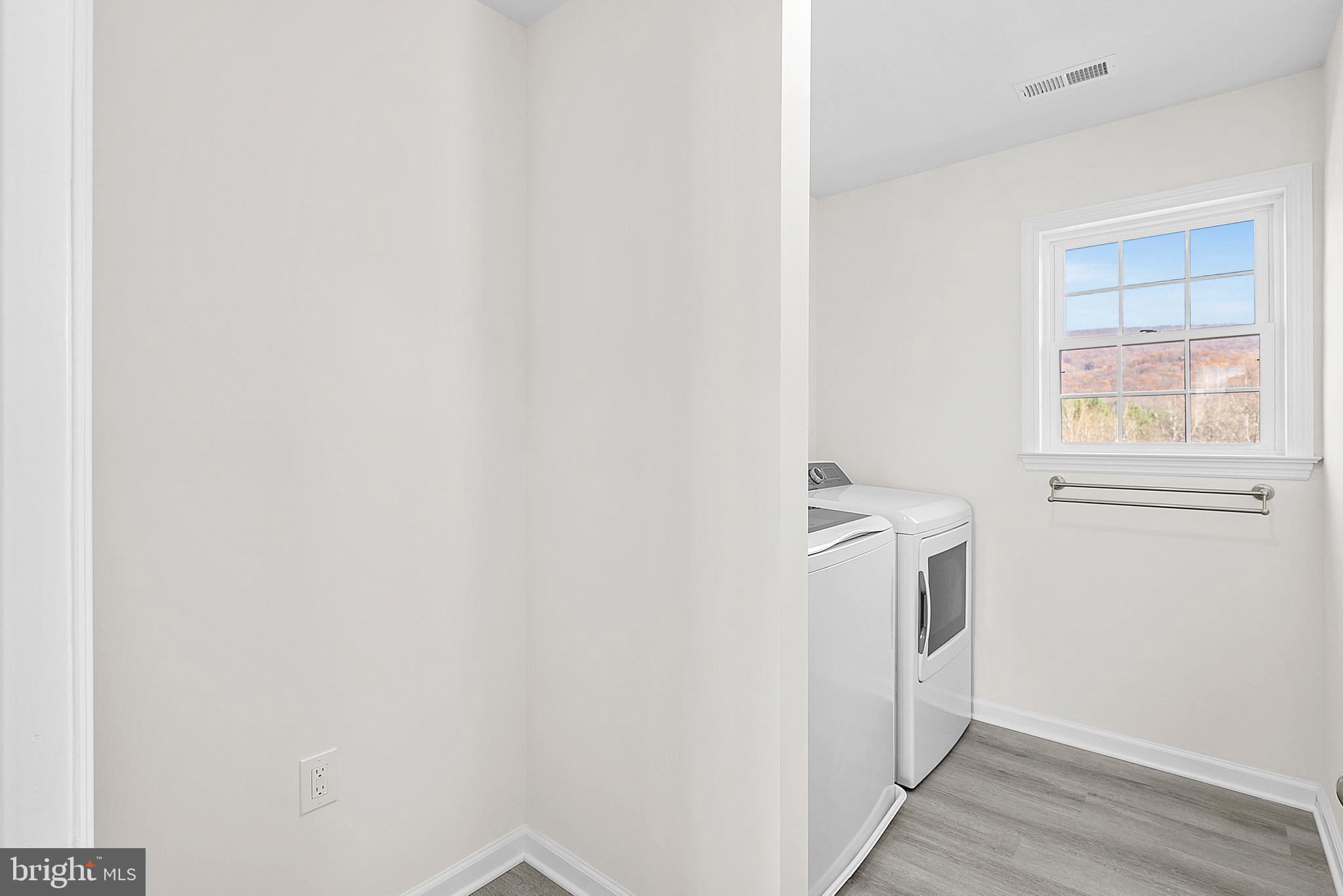 56 EVERGREEN CT