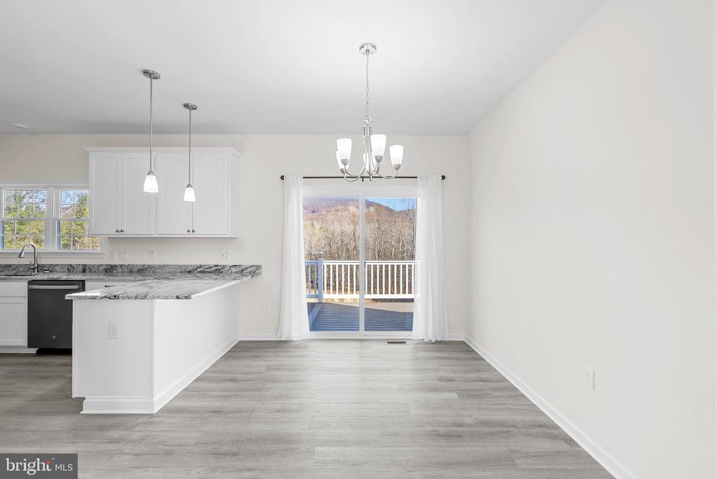 56 EVERGREEN CT