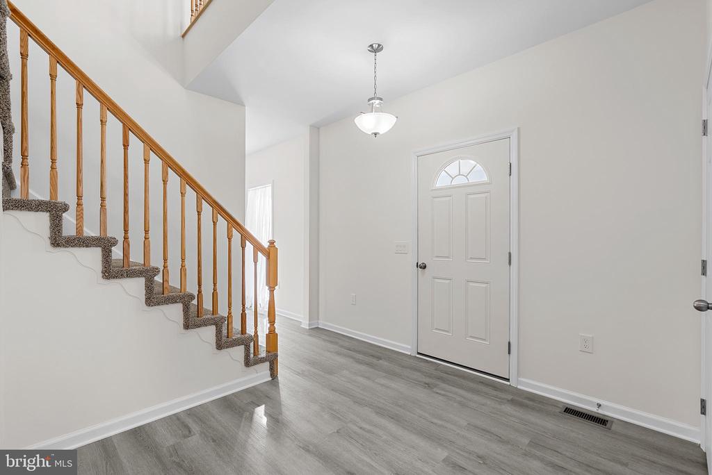 56 EVERGREEN CT
