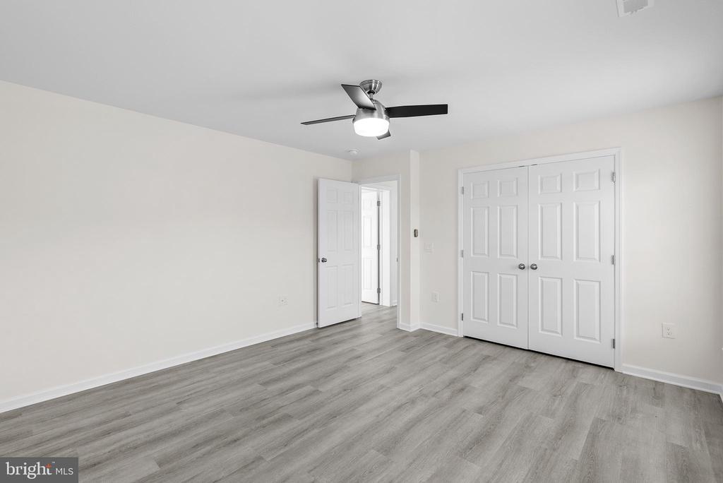 56 EVERGREEN CT