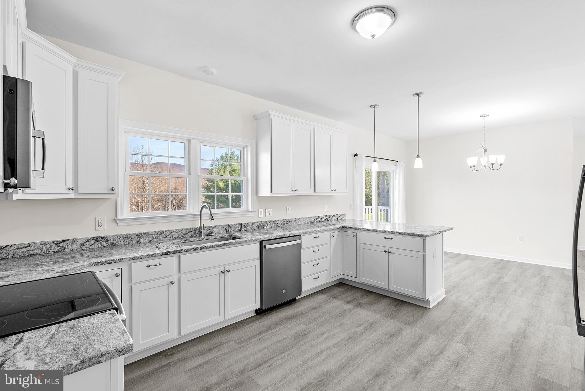 56 EVERGREEN CT