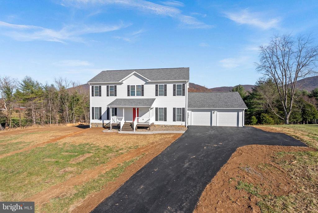 56 EVERGREEN CT