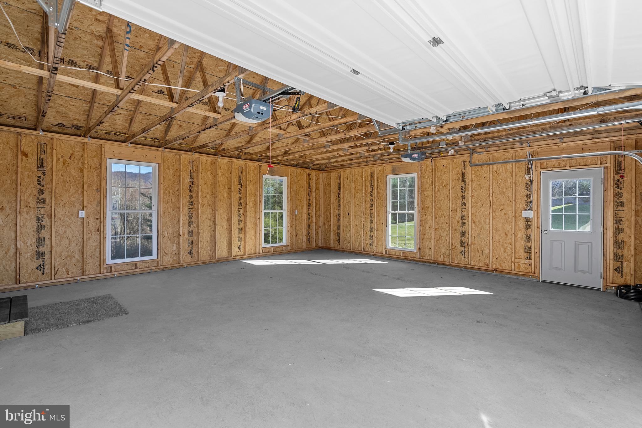 56 EVERGREEN CT