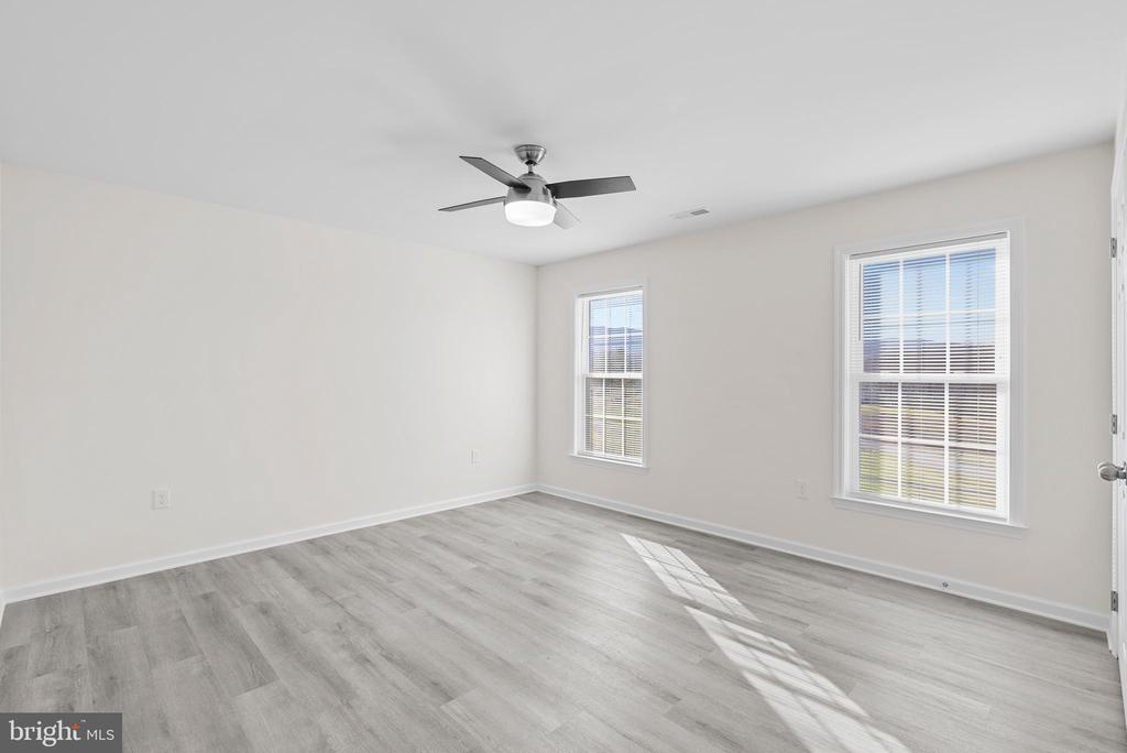 56 EVERGREEN CT