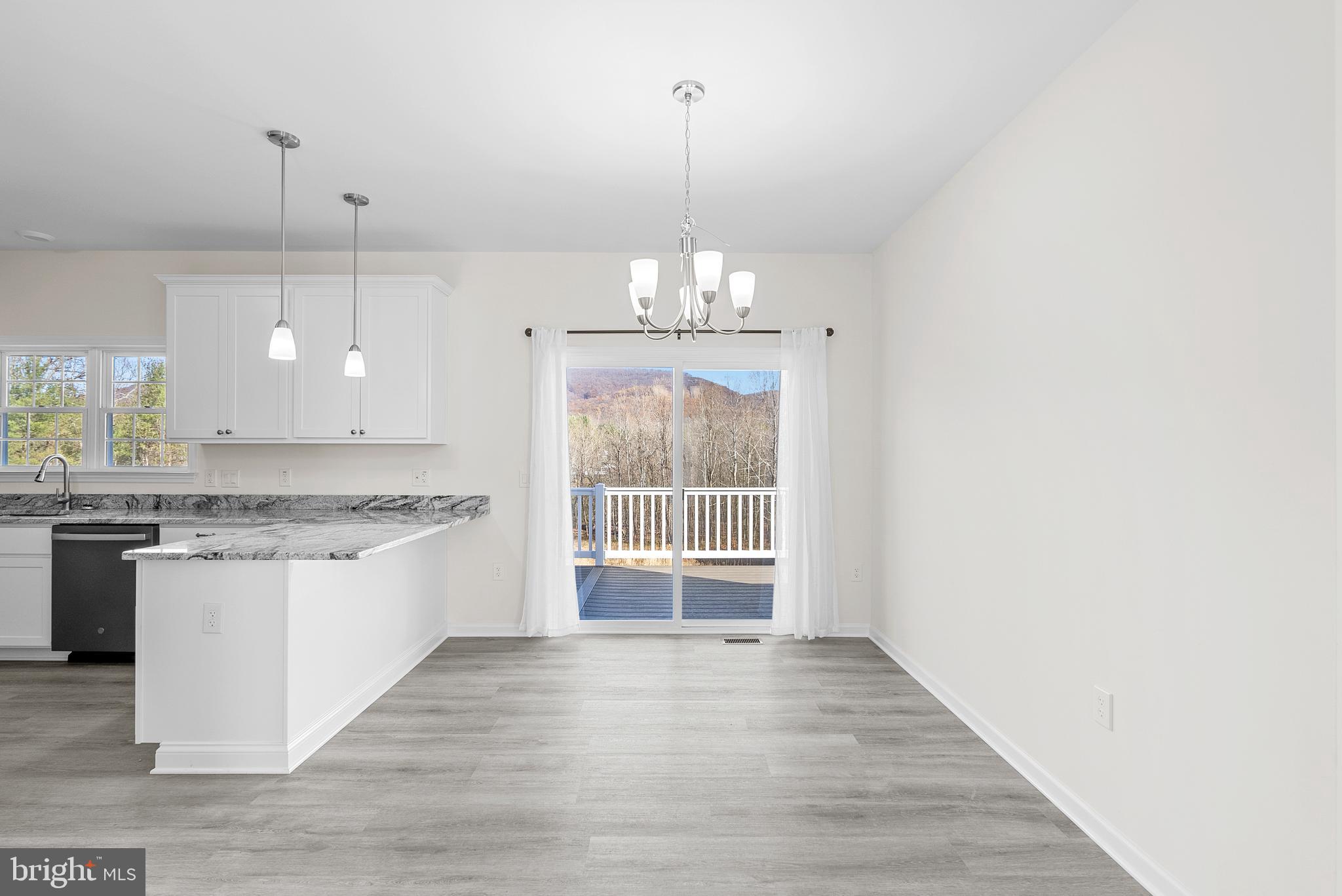 56 EVERGREEN CT